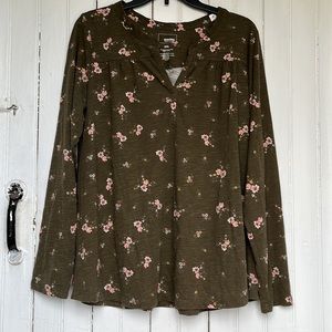 🌻3/$20, Sonoma long sleeve floral print shirt